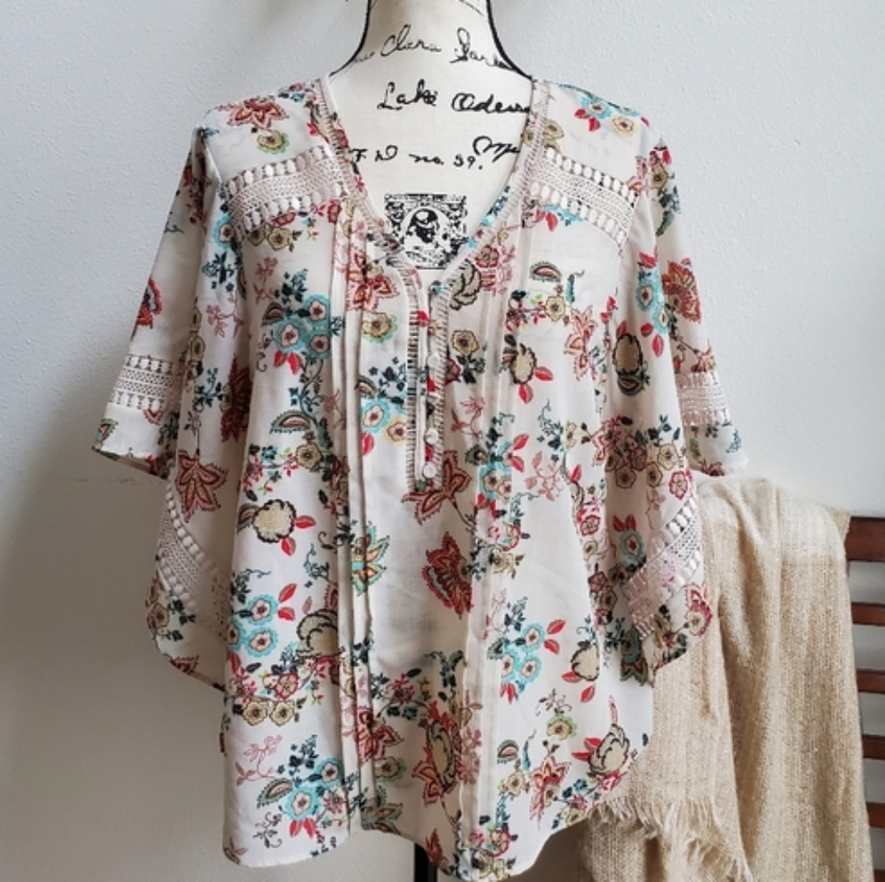 Zac & Rachel floral batwing blouse